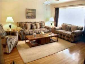 19 Millbrook Dr, Middletown, NJ 07748 photo 2