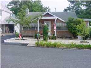 505 Riverside Dr, Brick, NJ 08723 photo 1