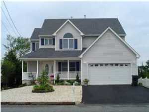 102 Bayview Dr, Brick, NJ 08723 photo 1