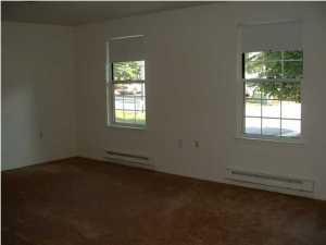 32 Stonybrook Rd, Whiting, NJ 08759 photo 2