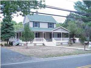 582 Adamston Rd, Brick, NJ 08723 photo 1
