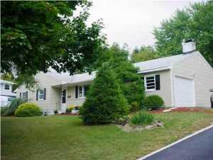 24 Kingsport Dr, Howell, NJ 07731 photo 2
