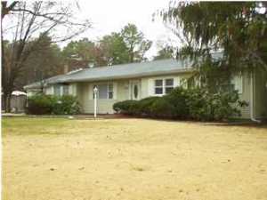 582 Charles Dr, Brick, NJ 08723 photo 1