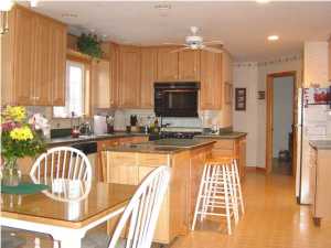 36 Doherty Dr, Middletown, NJ 07748 photo 2