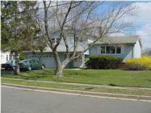 6 Mohawk Dr, Matawan, NJ 07747 photo 1
