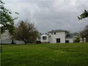 27 Fielek Ter, Parlin, NJ 08859 photo 2