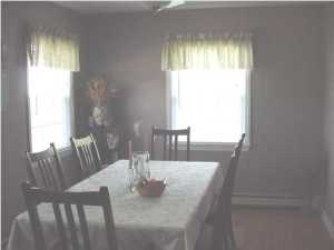 6 Miriam Dr, Matawan, NJ 07747 photo 3