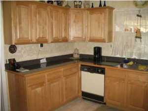 10 Avalon Ln, Matawan, NJ 07747 photo 3