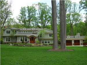 24 Clay Ct, Rumson, NJ 07760 photo 1
