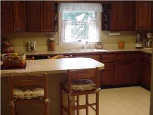 28 Mill Rd, Matawan, NJ 07747 photo 3