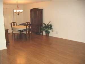 12 Cardinal Ln, Howell, NJ 07731 photo 2