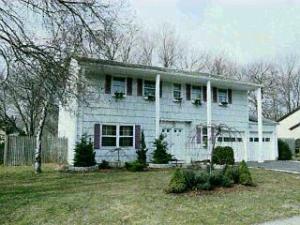 11 Rustic Ln, Matawan, NJ 07747 photo 1