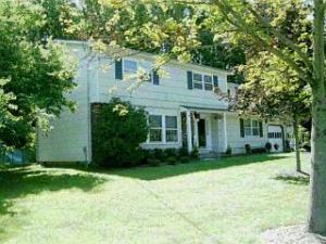 3 Wylie Ter, Morganville, NJ 07751 photo 1