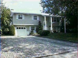 588 River Ter, Toms River, NJ 08755 photo 1