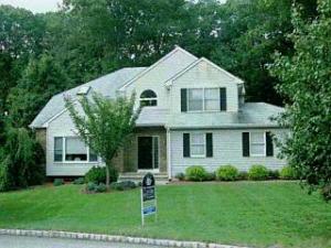 37 Crescent Pl, Matawan, NJ 07747 photo 1