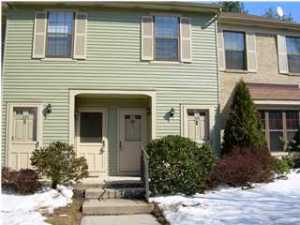 284 Gloucester Ct, Matawan, NJ 07747 photo 1