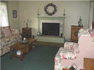 101 Bart Pl, Hazlet, NJ 07730 photo 3