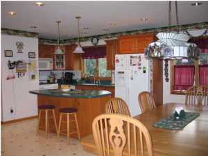14 Herb Rd, Middletown, NJ 07748 photo 2