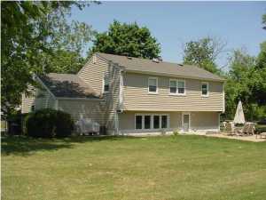 4 Acker Dr, Middletown, NJ 07748 photo 2