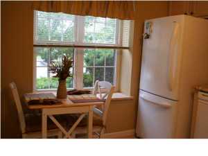 266 Gloucester Ct, Matawan, NJ 07747 photo 3