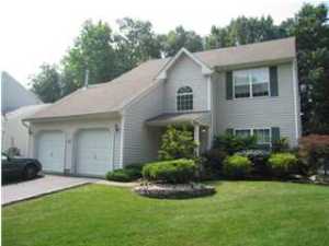 31 Nutmeg Rd, Matawan, NJ 07747 photo 1