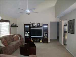 504 Larkspur Ln, Jackson, NJ 08527 photo 2