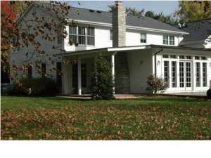 17 Hartshorne Ln, Rumson, NJ 07760 photo 2