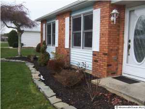 138 Lions Head Blvd S, Brick, NJ 08723 photo 2