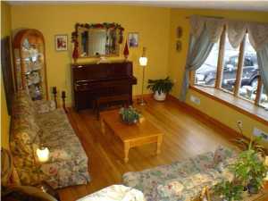31 Acker Dr, Middletown, NJ 07748 photo 2