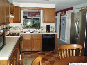 440 Cheyenne Dr, Waretown, NJ 08758 photo 3