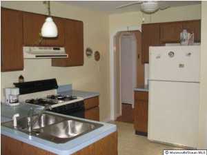 19 Willow St, Waretown, NJ 08758 photo 3