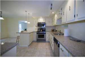 525 Springfield Ave, Pine Beach, NJ 08741 photo 3