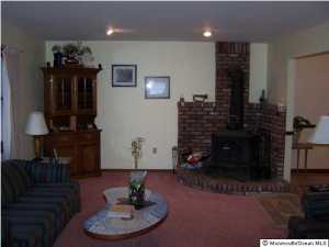 14 Barbara Ct, Waretown, NJ 08758 photo 3