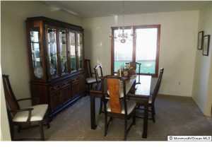 11 Appletree Rd, Howell, NJ 07731 photo 3