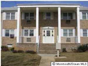 39 Manchester Ct #F, Freehold, NJ 07728 photo 1