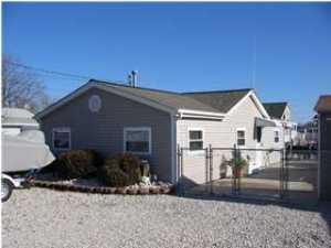 8 Cable Rd, Waretown, NJ 08758 photo 1
