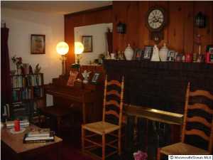 10 3rd St, Rumson, NJ 07760 photo 2