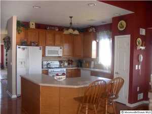 32 Pancoast Rd, Waretown, NJ 08758 photo 3
