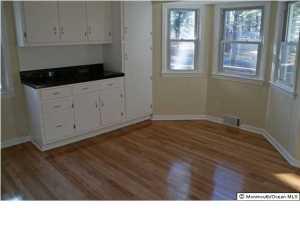 25 Laurel Ave, Jackson, NJ 08527 photo 3