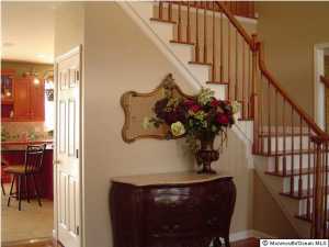 6 Blossom Hl, Colts Neck, NJ 07722 photo 2