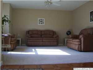 4 Macintosh Ct, Jackson, NJ 08527 photo 3