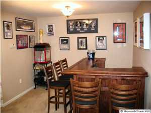 46 Alpine Rd, Holmdel, NJ 07733 photo 2