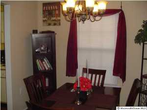 406 Geranium Ct, Jackson, NJ 08527 photo 2
