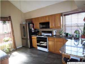 54 Racquet Rd, Wall, NJ 07719 photo 3