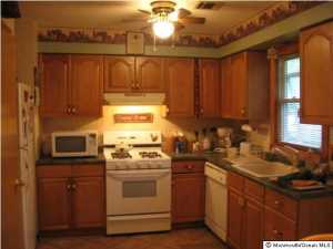 306 6th St, Waretown, NJ 08758 photo 2