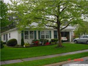 77 Meadowbrook Rd, Brick, NJ 08723 photo 1