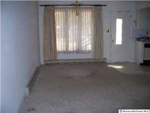 6 Barbara Ct, Waretown, NJ 08758 photo 3