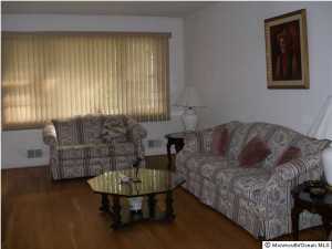 357 Hillside Ave, Springfield, NJ 07081 photo 2