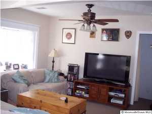 2203 Hadley Ct, Wall, NJ 07719 photo 2