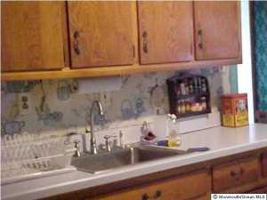 55 Center Ave, Leonardo, NJ 07737 photo 3